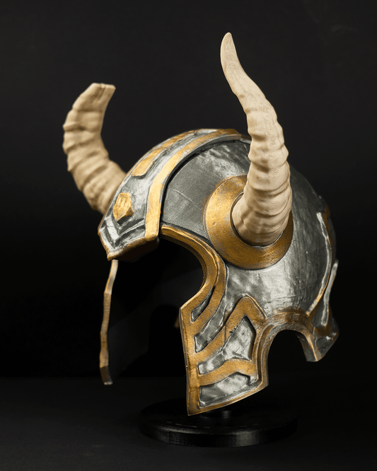 İskandinav Viking Kaskı Boynuzlu Cosplay Boynuzlu Viking Kaskı Giyilebilir 35CM