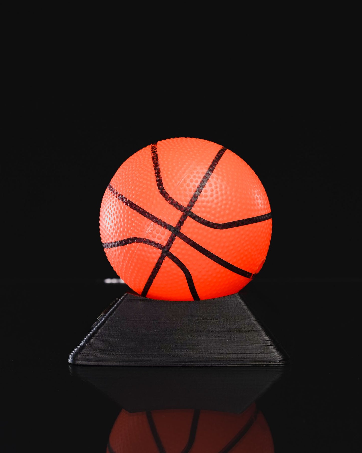 Personalisierter Basketballständer Dekoobjekt 13CM