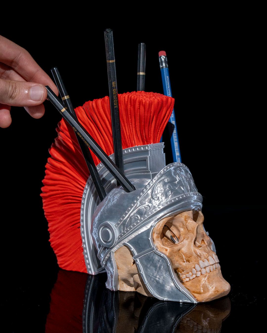 Schädel Spartan Gladiator Helm Schreibtisch-Organizer Stiftehalter 7CM