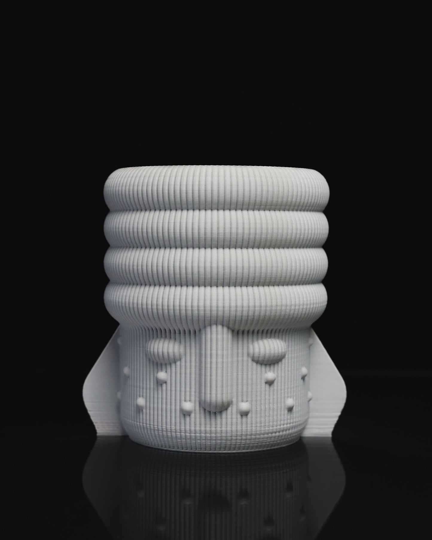 Elegante skandinavische dekorative Vase mit menschlichem Gesicht, 14 cm