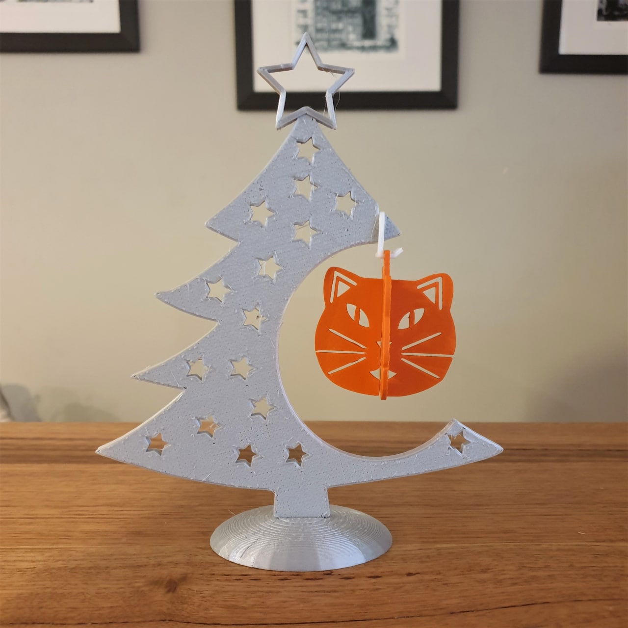 Weihnachtsbaum-Dekoration mit Katze, dekoratives Objekt, 20 cm groß