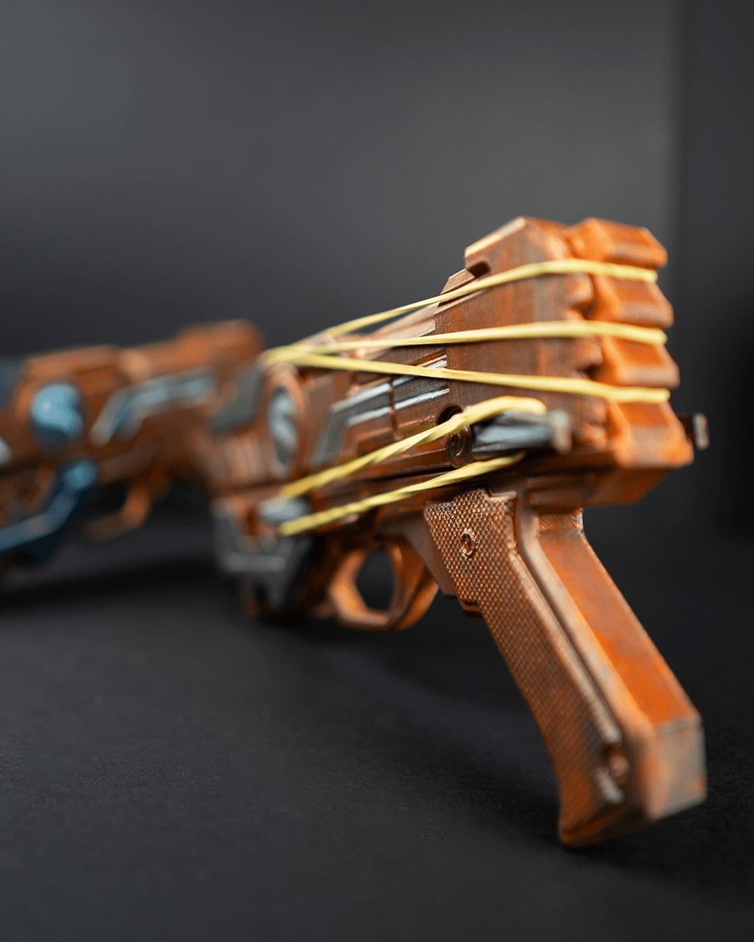 Schleuder-Spielzeug-Weltraum-Waffe mit Schleuder, 15 cm