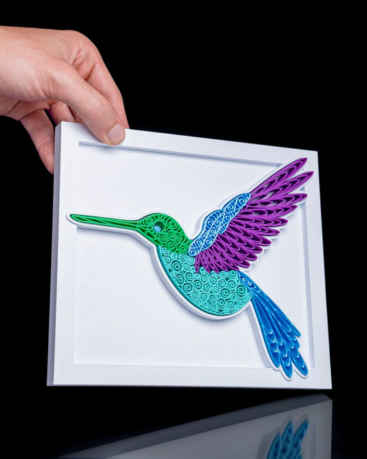 Kolibri mit Federn Gerahmtes Skandinavisches Bild 19CM