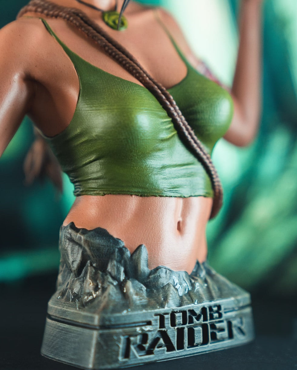 Angelina Jolie Tomb Raider Bemalte Büste 15 cm
