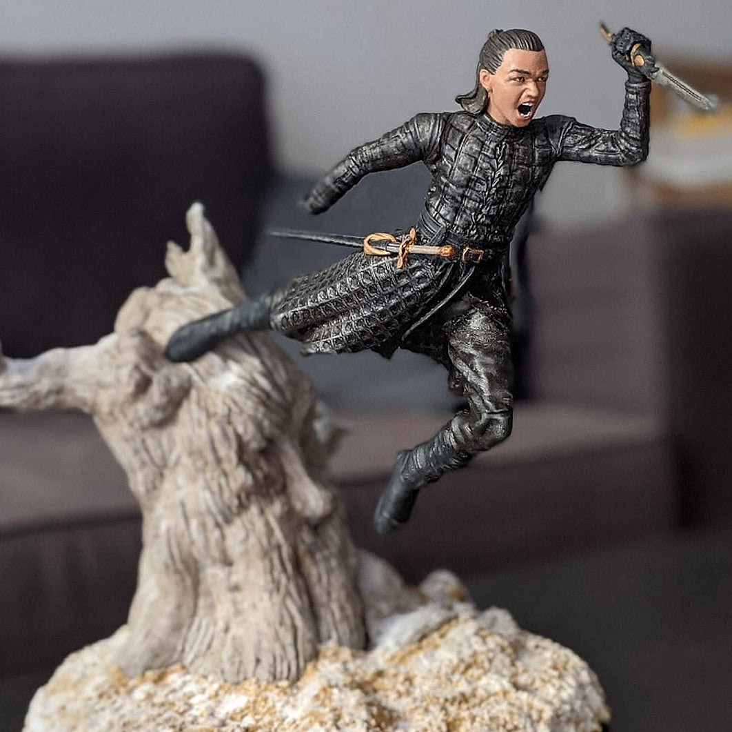 Arya Dolch Game Of Thrones Bemalte Figur 20 cm (Große Ausführung)