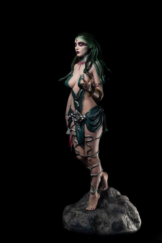 Legendäre Medusa Schlangenkopf-Frauenfigur 25 cm groß