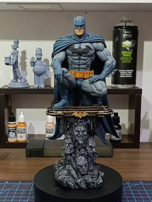 Batman Hush Pssst! Bemalte Figur 35 CM (MEGA GRÖSSE)