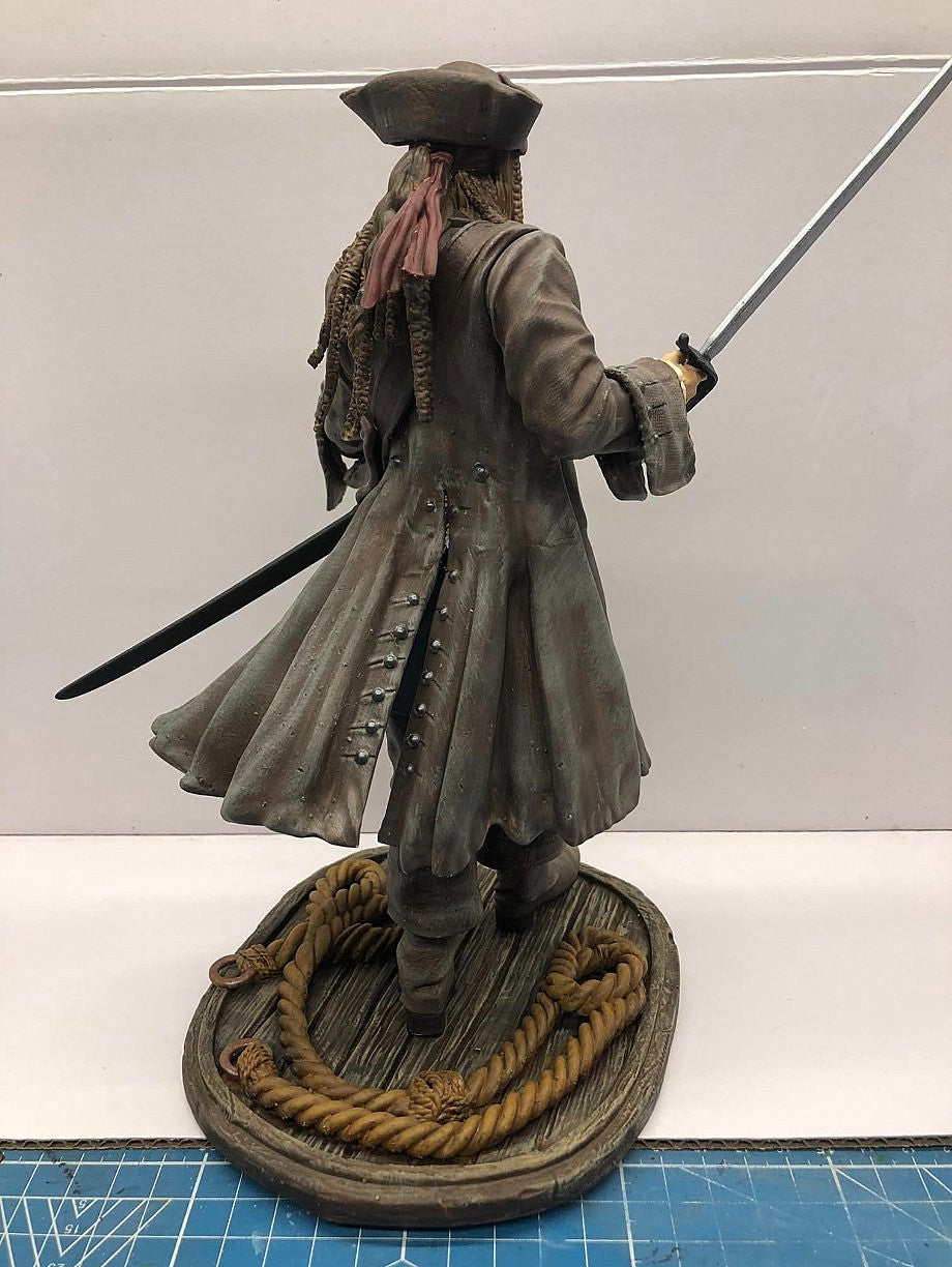 Kapitän Jack Sparrow Fluch der Karibik Bemalte Figur 23 Cm (Große Größe)