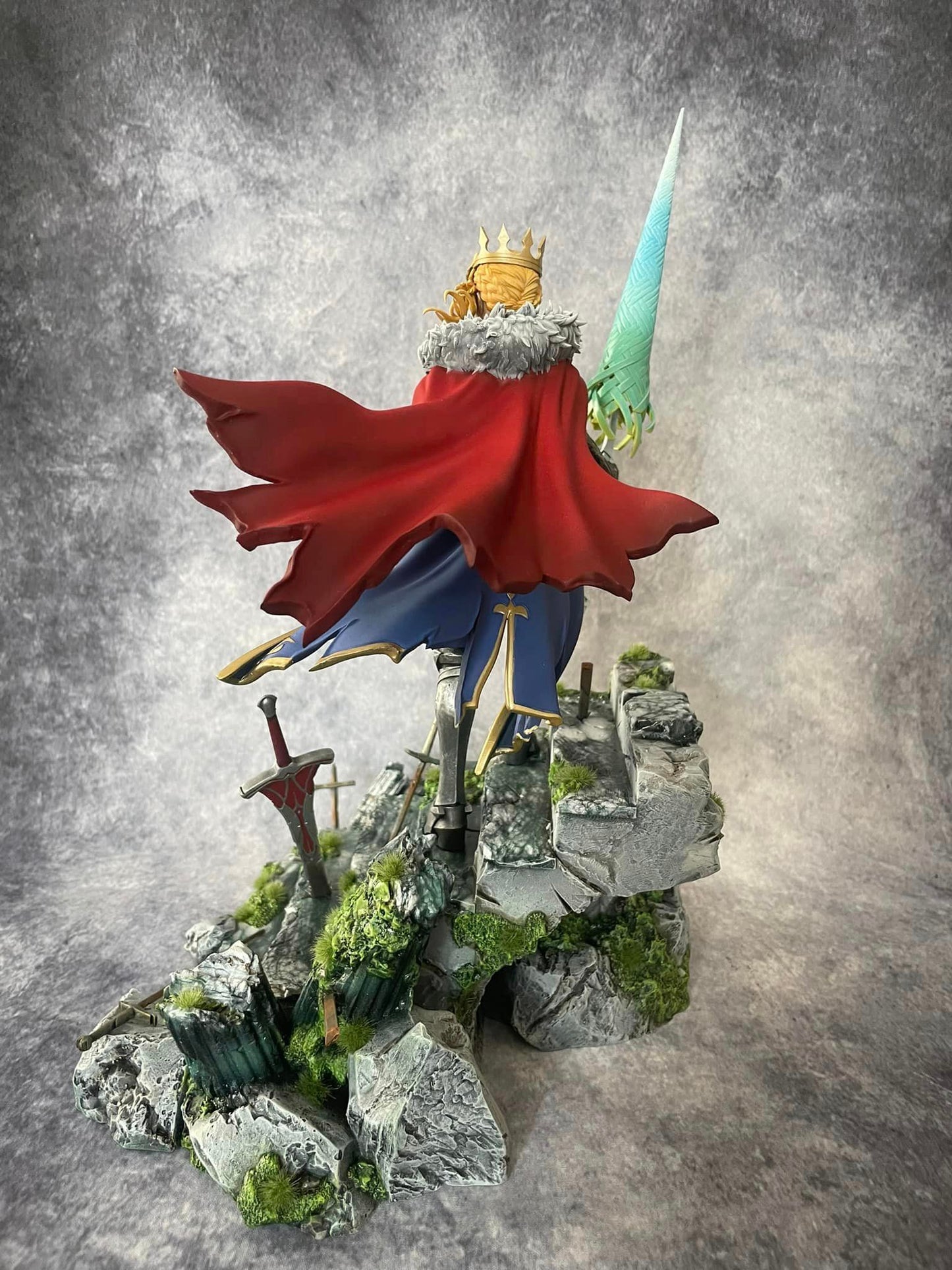 Artoria Pendragon Saber Fate Stay Night Bemalte Figur 30 CM (Riesengröße)
