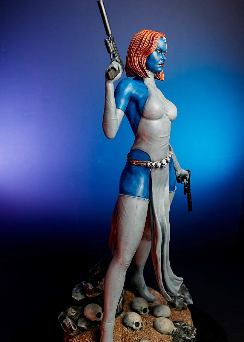Mystique X-Men Doppelpistolen Lackierte Figur 25 cm (Riesenformat)