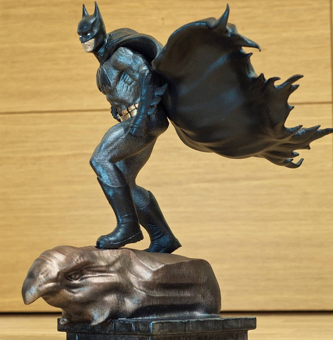 Batman Dark Knight Bemalte Figur 26 cm (Riesengröße)
