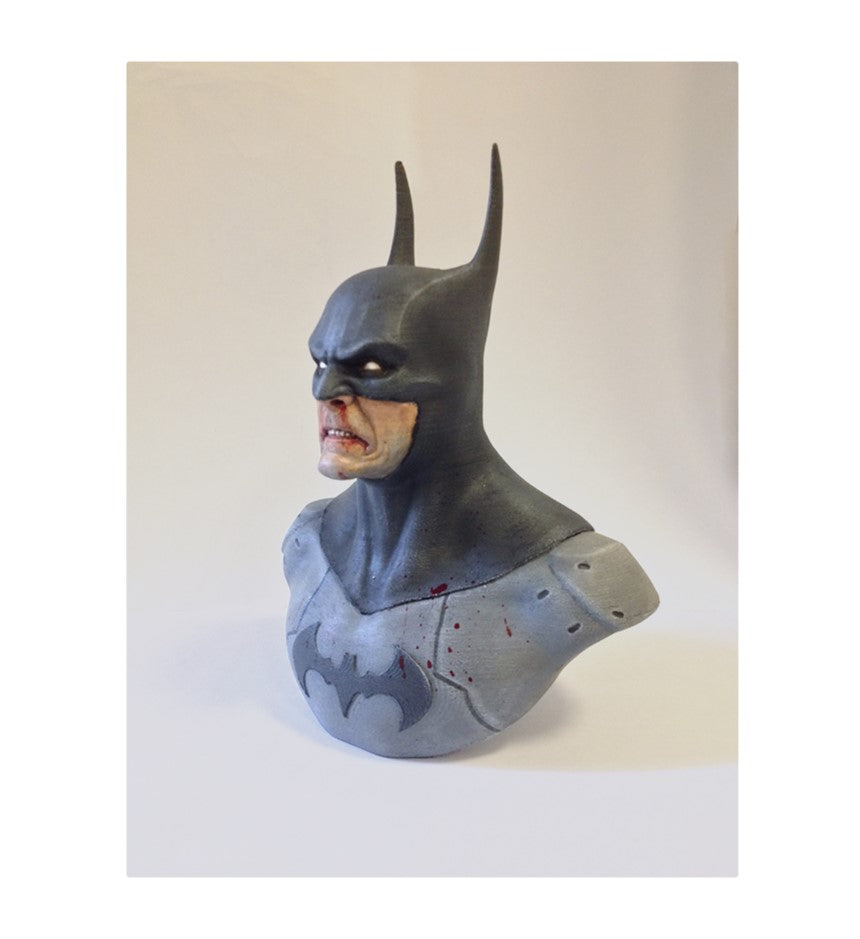 Verrückter Batman-Manga-Figur 15 cm