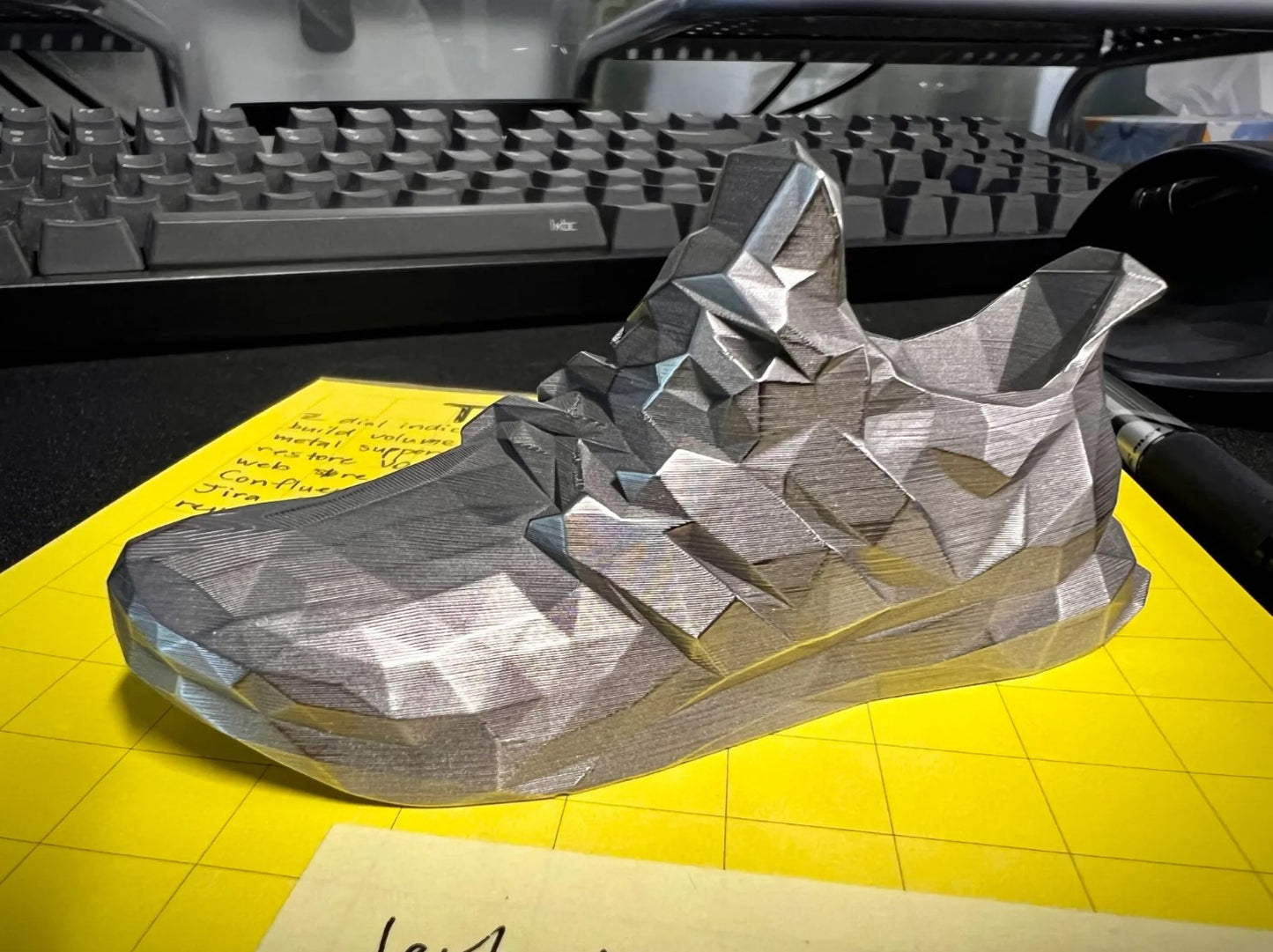 Adidas Ultraboost Schuhmodell Figur