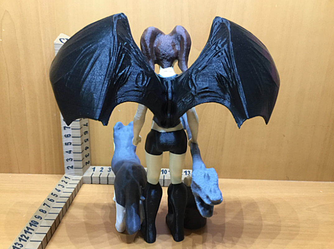 Dämonenschlächter Sumayah Bemalte Figur 20 cm