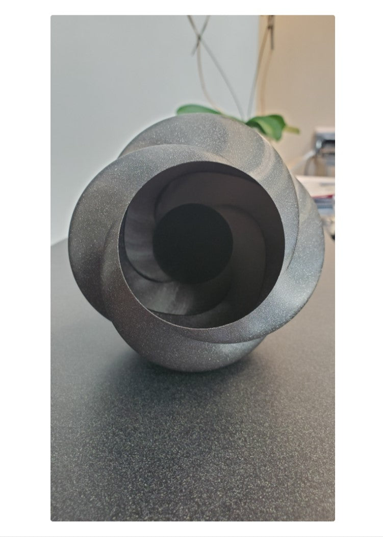 Ladie Moderne Vase