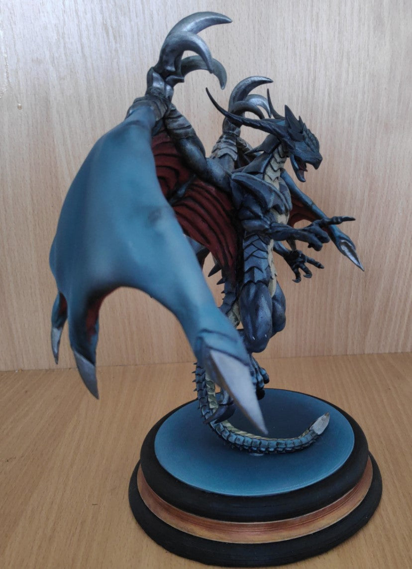Bahamut Drachenbemalte Figur 26 cm (Riesengröße)