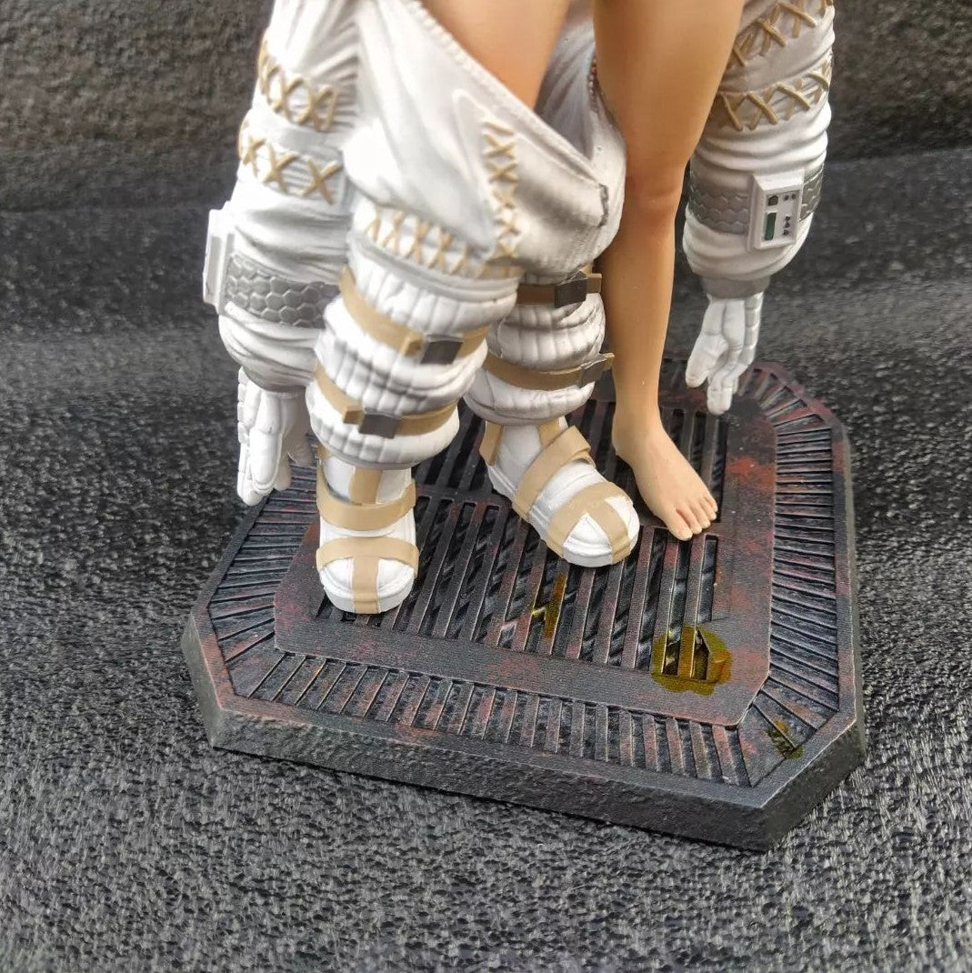 Ellen Ripley Alien Unterwasser Bemalte Figur 25 cm