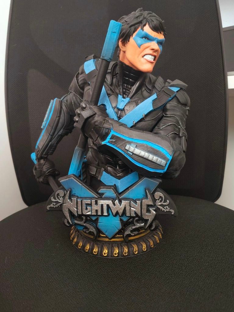 DC Comics Wonder Woman Bemalte Büste 15CM