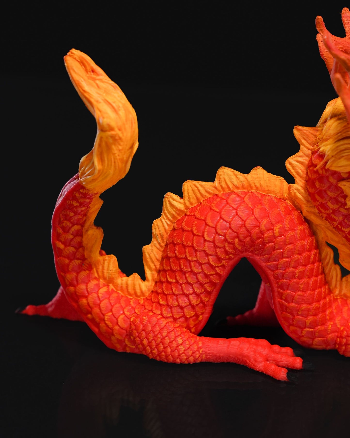 Roter chinesischer Drache Tischdekoration 19CM