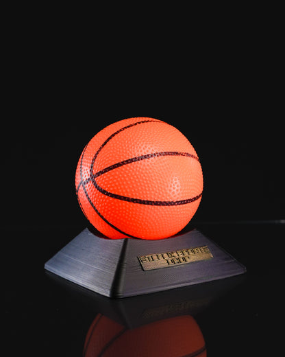 Personalisierter Basketballständer Dekoobjekt 13CM