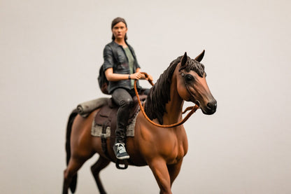 The Last of Us Ellie Figur The Last of Us Pferd und Ellie Objekt Groß 25CM