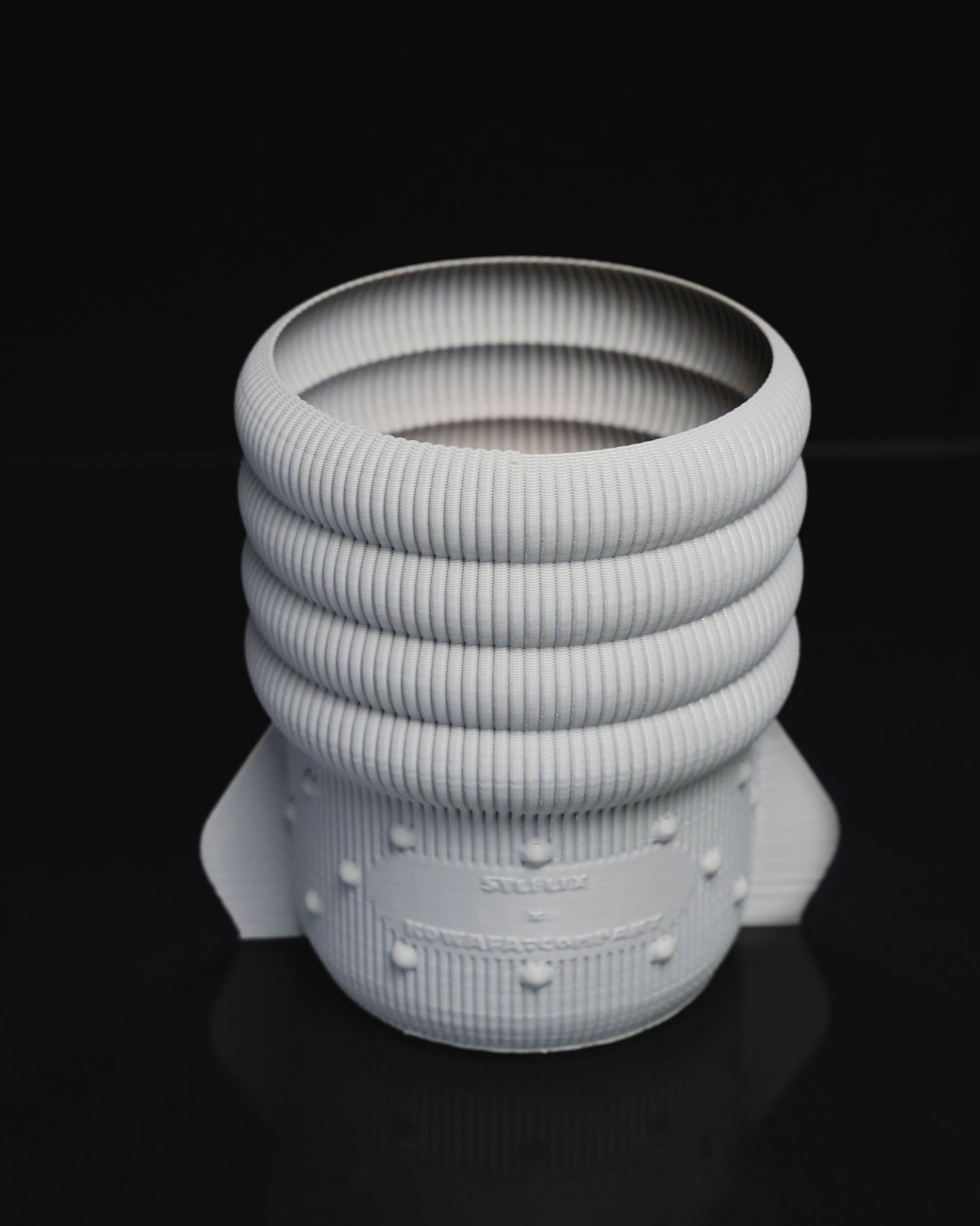 Elegante skandinavische dekorative Vase mit menschlichem Gesicht, 14 cm