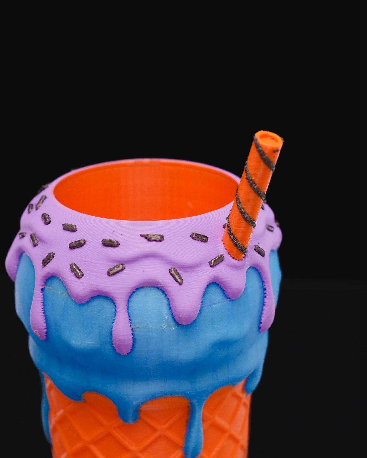 Becherhalter mit Eiscreme-Motiv