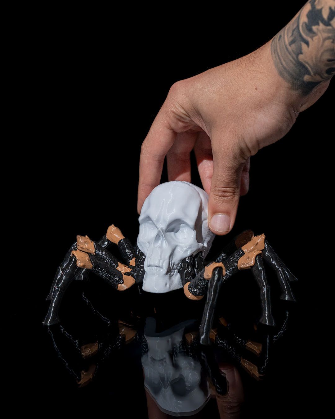 Halloween Totenkopf Spinne Bewegliches Spielzeug Tischdeko 7CM