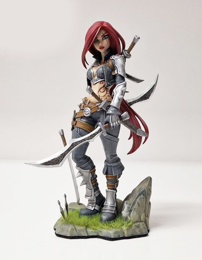 LOL Katarina Bemalte Figur League of Legends Hinterhältige Klinge Figur Groß 25CM