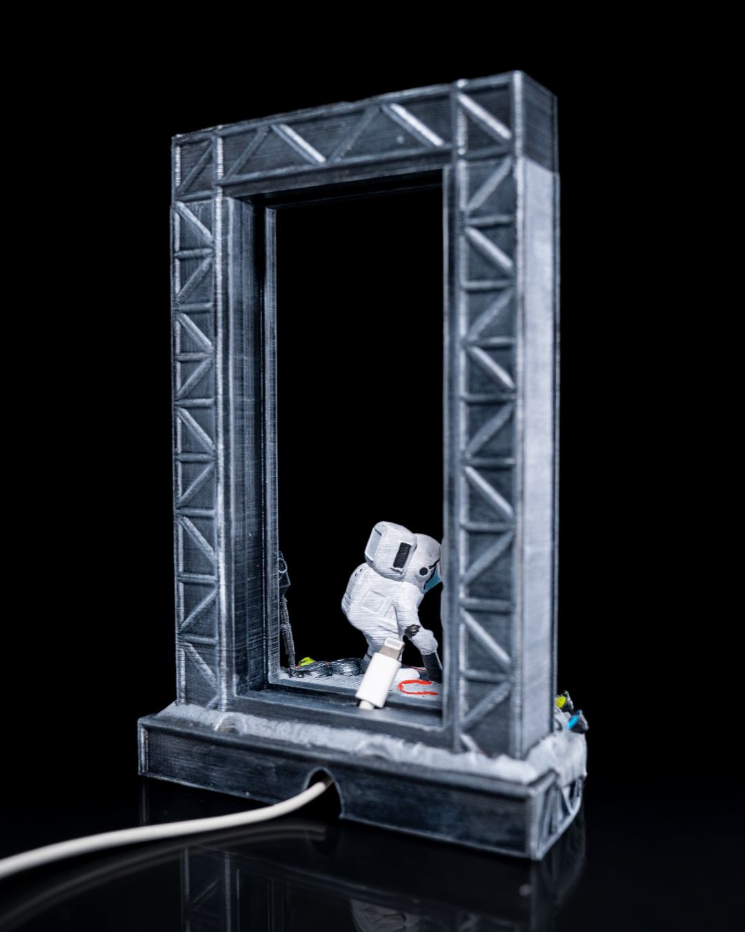 Dekorativer Telefonständer mit Astronauten- und Mondmotiv, 20 CM