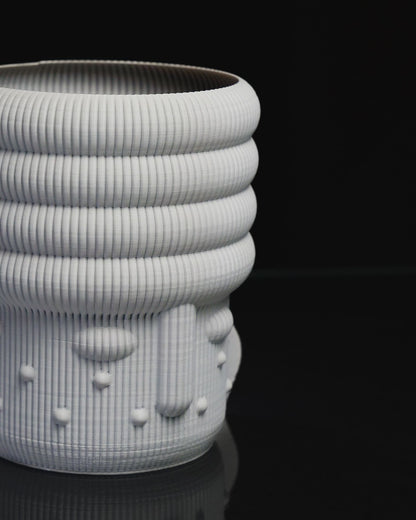 Elegante skandinavische dekorative Vase mit menschlichem Gesicht, 14 cm