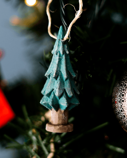 4er Weihnachtsbaumschmuck Weihnachtsbaumschmuck 4er Weihnachtsmann Schneemann Eichhörnchen Kiefer