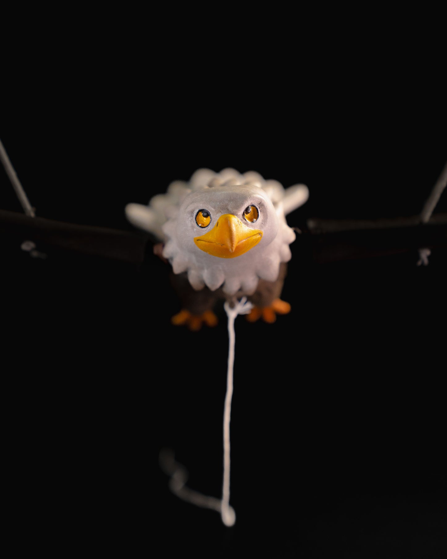 Adler mit Flügelschlag Spielzeug-Handpuppe