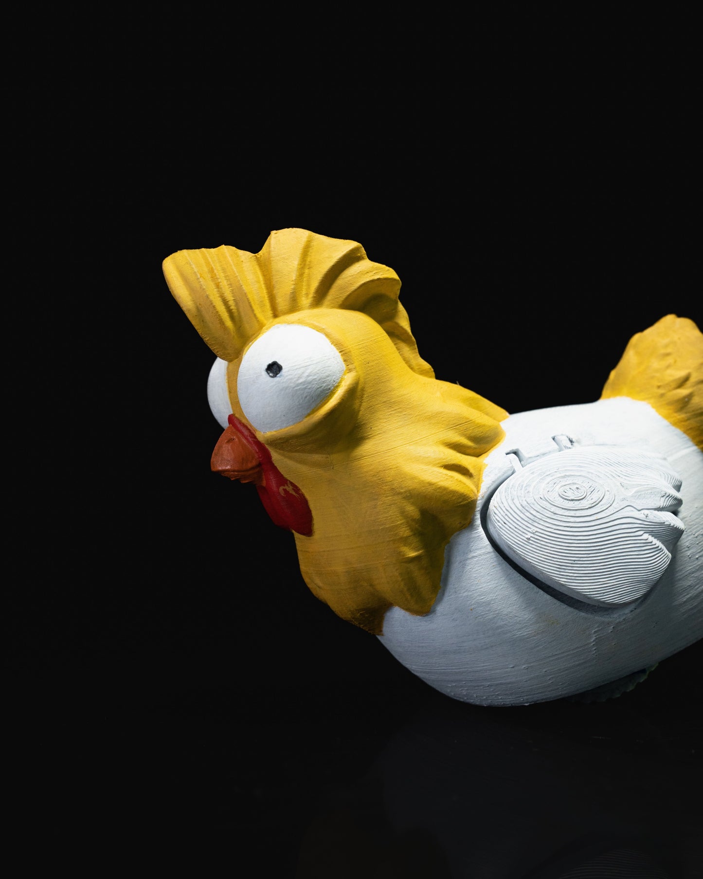 Bewegliches Huhn-Spielzeug mit aufklappbaren Flügeln und Rollen