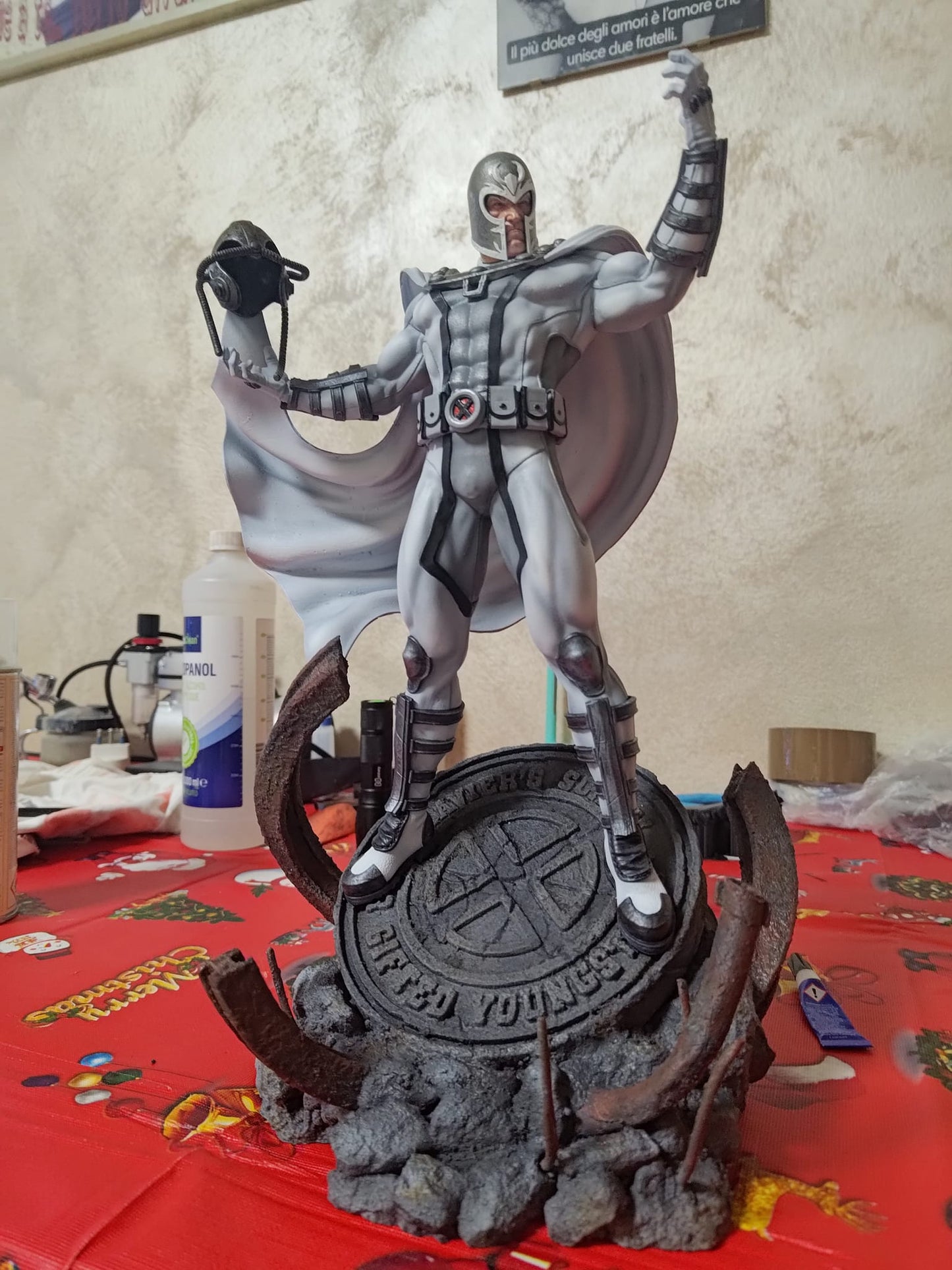 X-Men Magneto Bemalte Figur X-Men Magneto Figur 25CM Groß