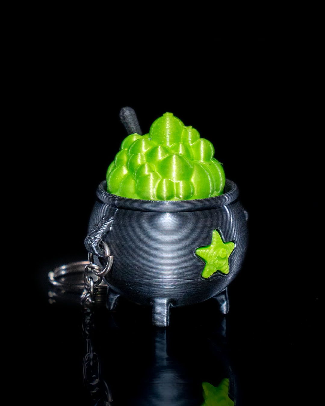 Halloween Hexenkessel Schlüsselanhänger Tasche Deko 5CM