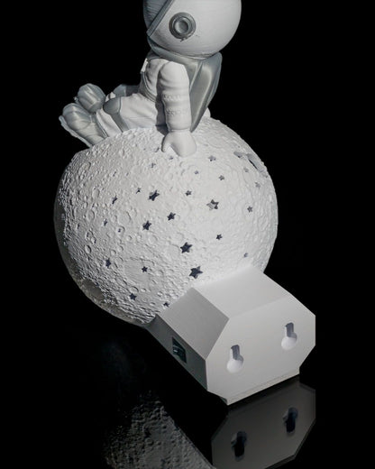 Astronautenlampe im Weltall, Astronauten-Wandlampe auf dem Mond, große Größe 23 cm
