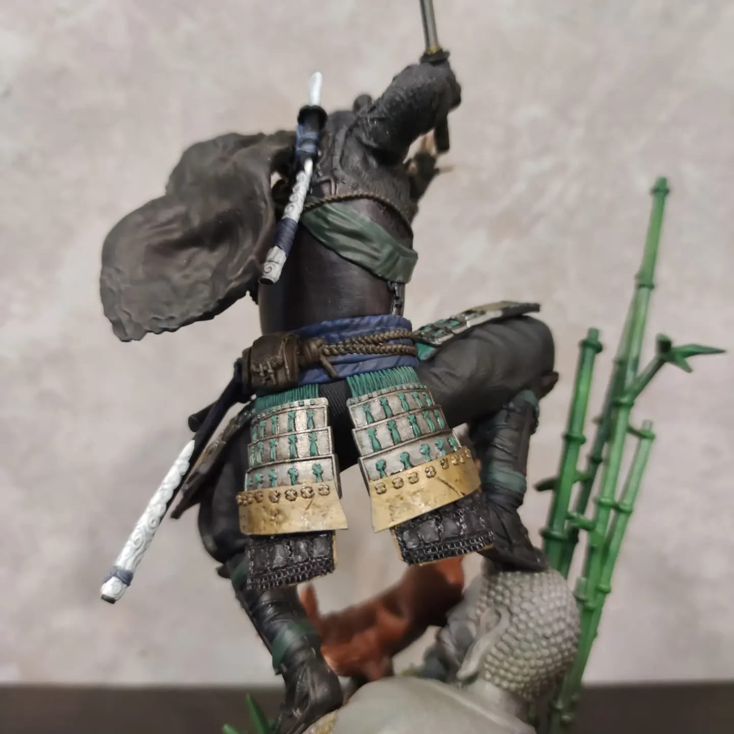 Ghost of Tsushima Jin Sakai Figur Ghost of Tsushima Hayalet Meijin 25CM Groß B