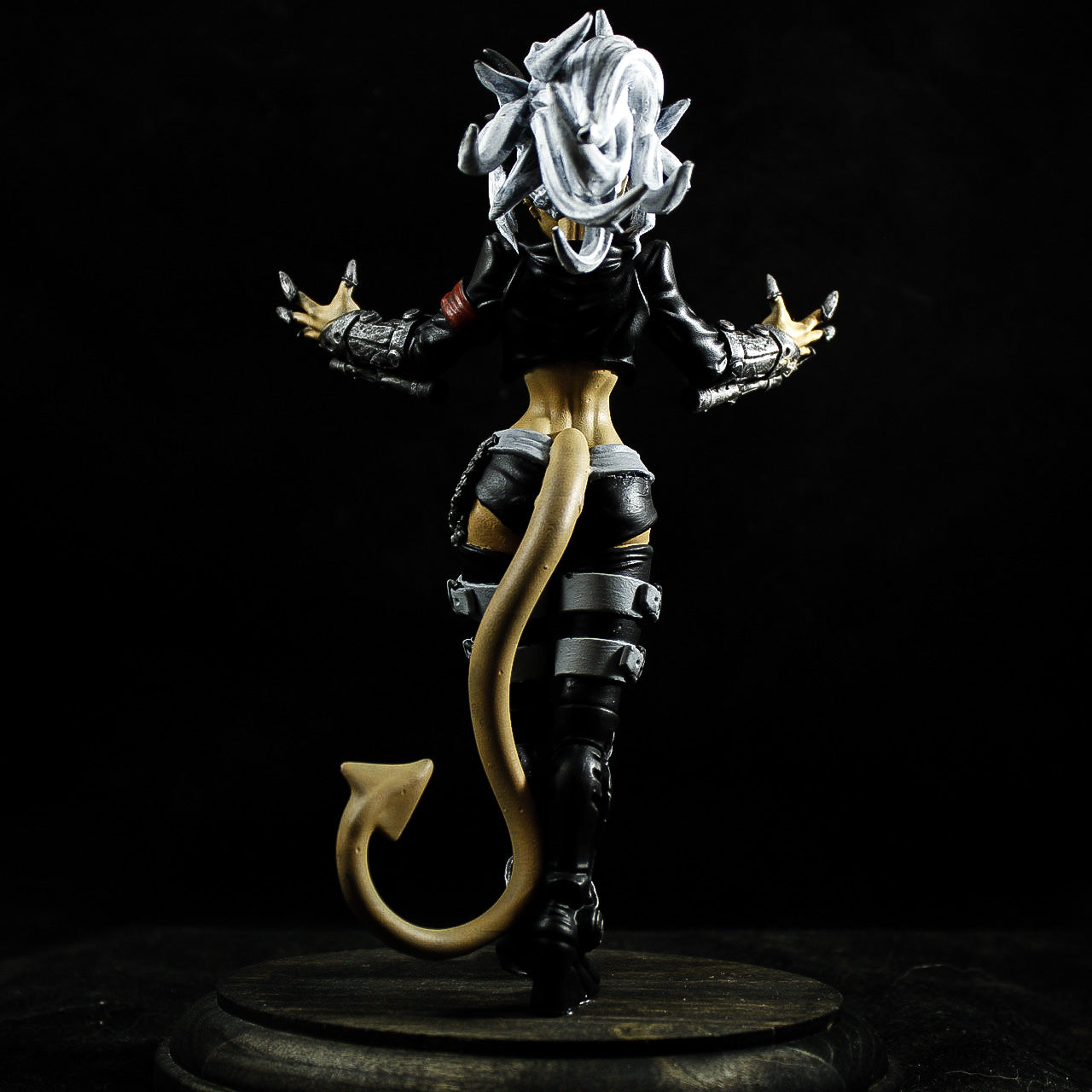Helltaker Judgment Figur Anime Figur 25CM Groß