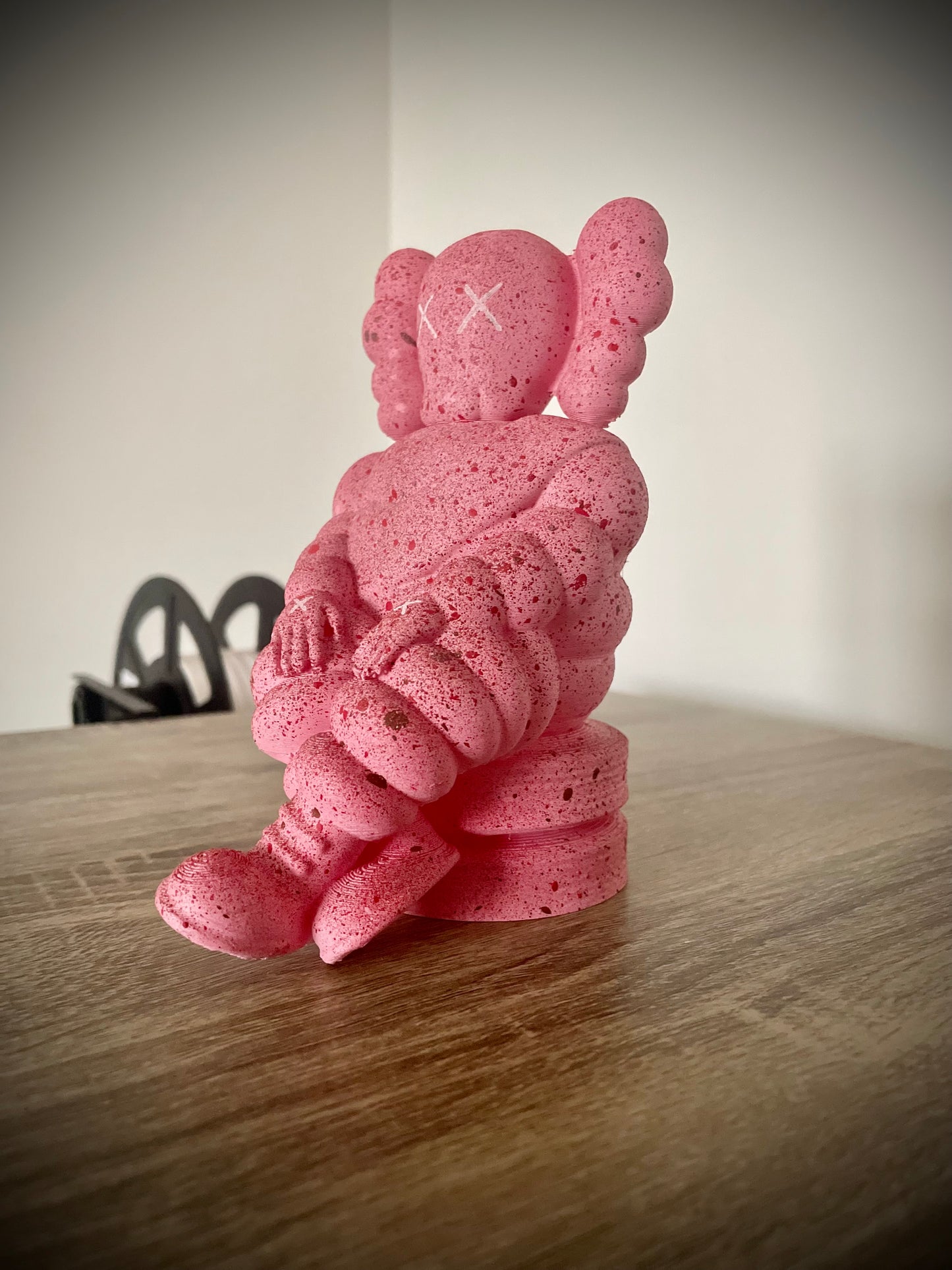 Rosa Kaws Marshmallow Bemalte Figur Groß 20CM
