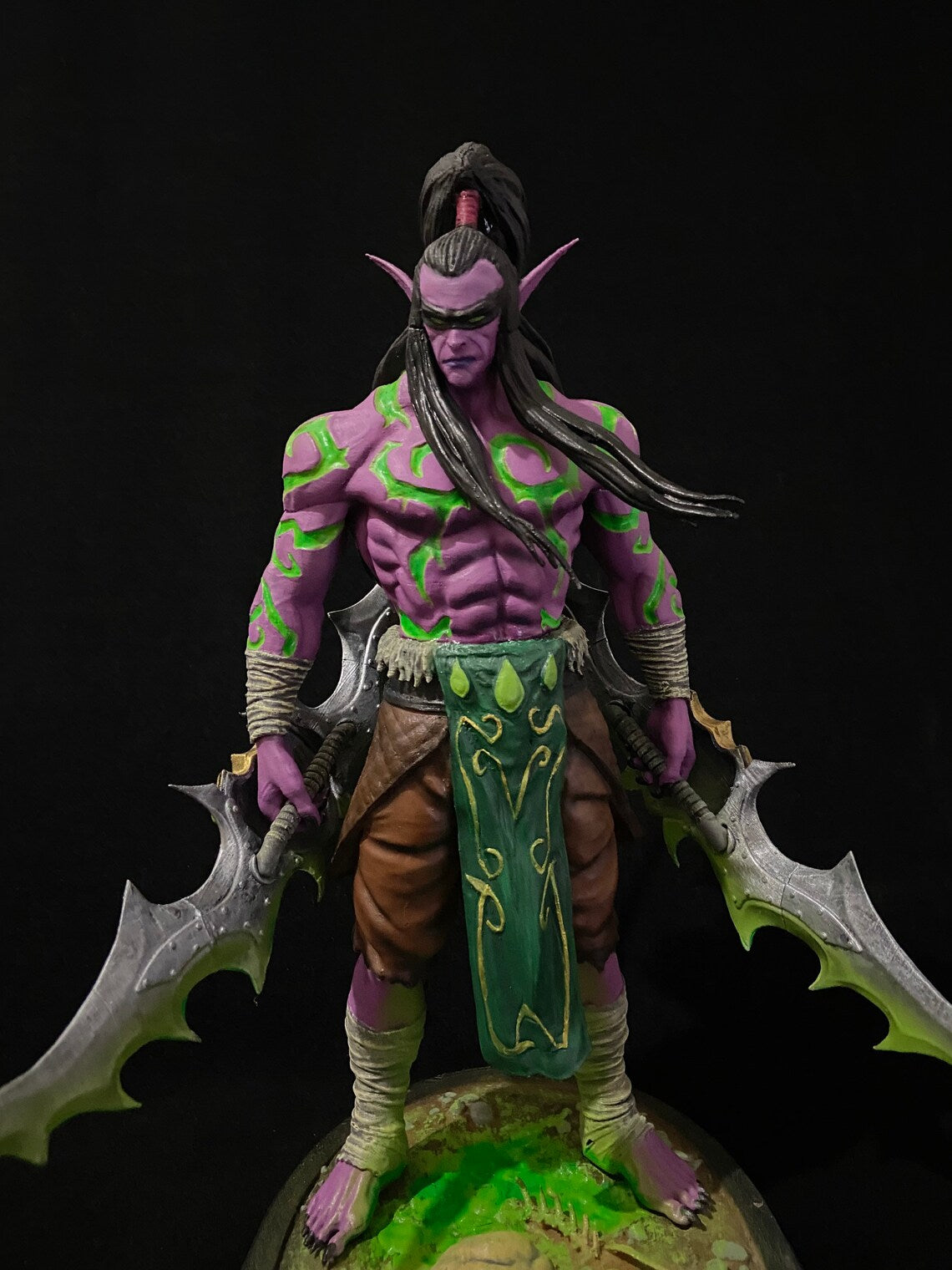 World Of Warcraft Illidan Stormrage Figur WOW Dämon Illidan Objekt 25CM Groß