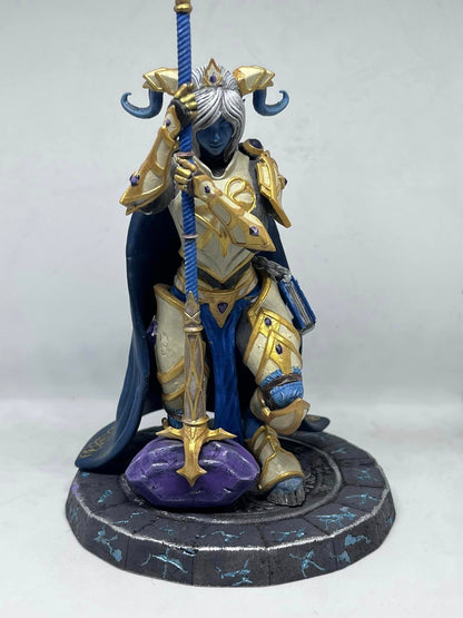 World of Warcraft Draenei WOW Yrel Bemalte Figur Yrel Figur Groß 20CM