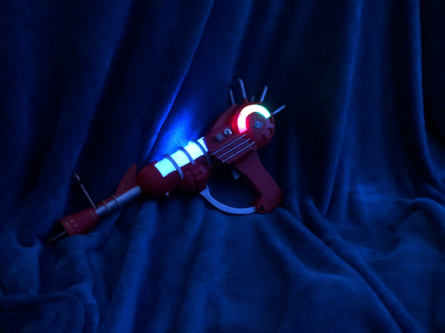 Call of Duty Laserpistole Call of Duty Zombies Ray Gun LED-beleuchtetes Spielzeug
