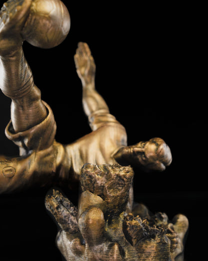 Fussballspieler-Figur, Volleyschuss, 25 cm (RIESENGRÖSSE)