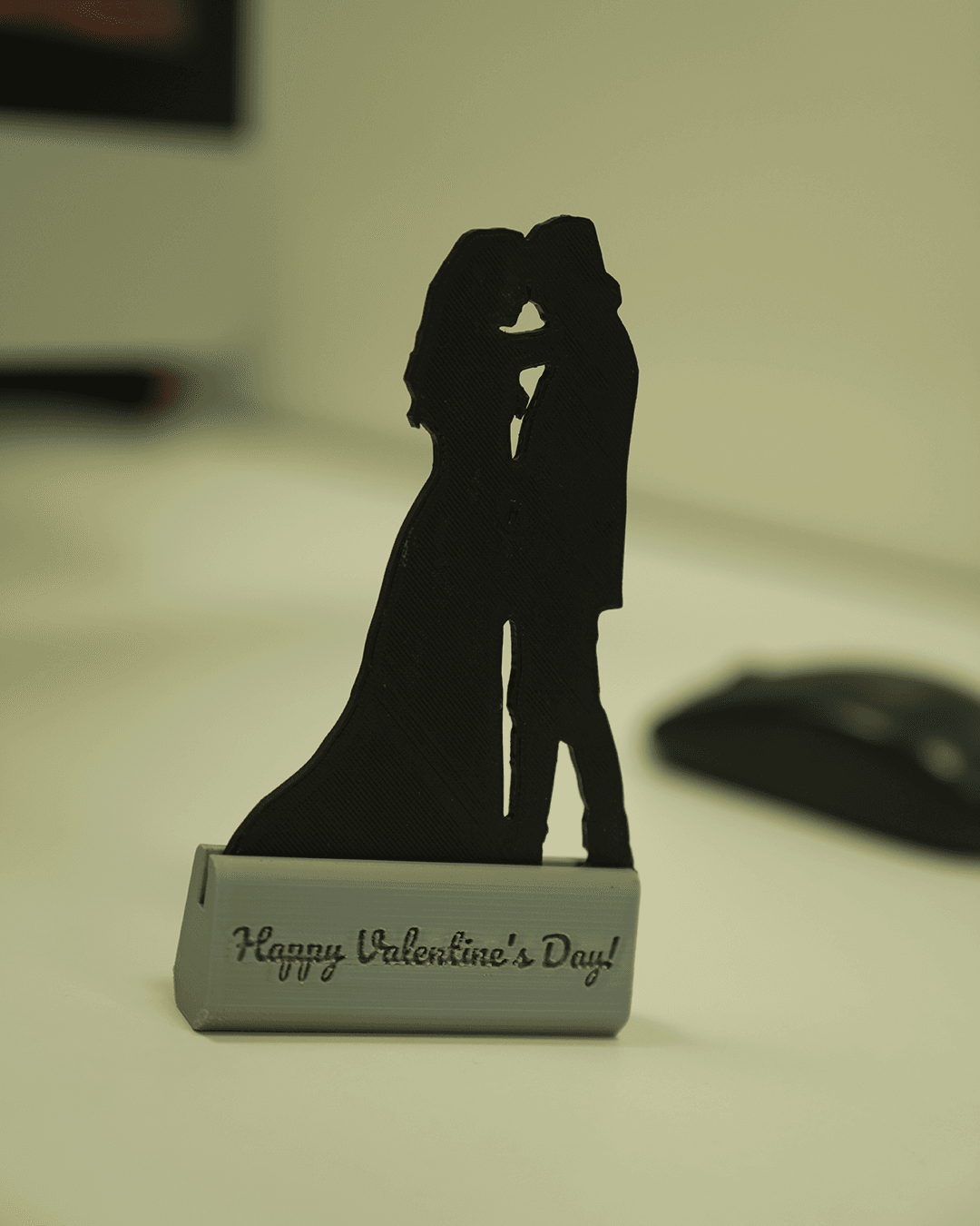 Personalisiertes romantisches Valentinstagsgeschenk Silhouetten-Tischdekorationsfigur