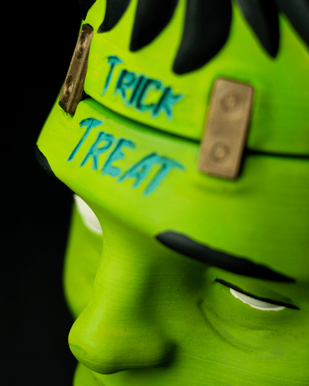 Frankenstein Halloween Süßigkeitenschale mit Kette Frankenstein Halloween Süßigkeit