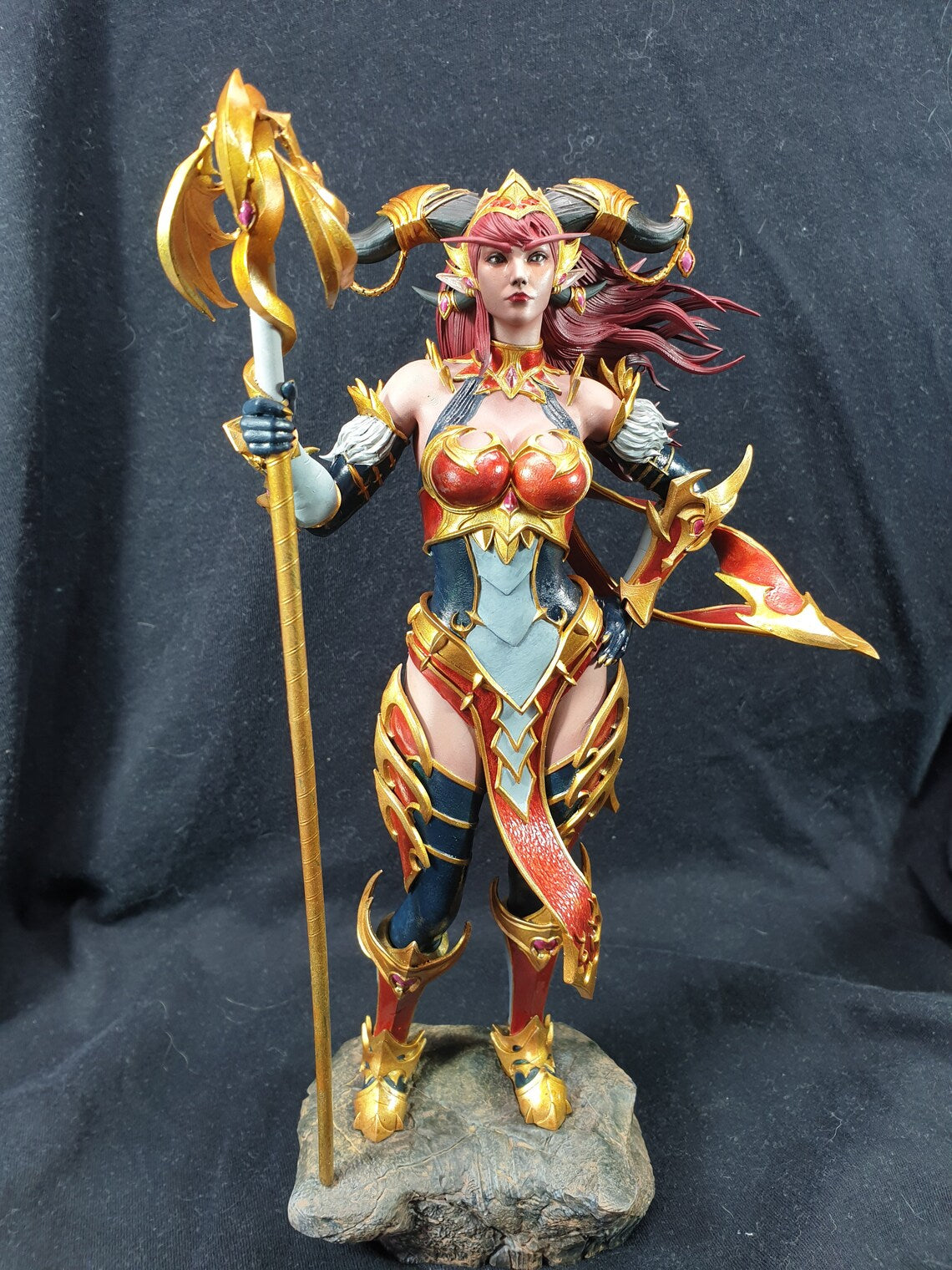 World Of Warcraft Alexstrasza Figur WOW Drachenkönigin Objekt 25CM Groß