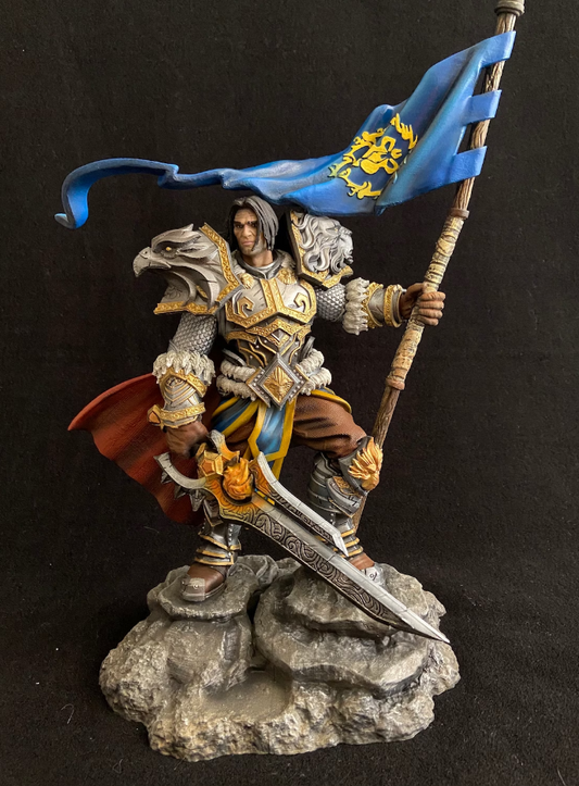 World of Warcraft Varian Wrynn Figure WOW Varian Wrynn Object 25CM Large Size