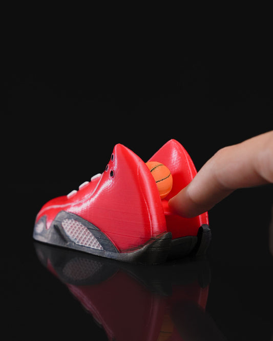 Basketballfeld und Basketballschuh Bewegliches Spielzeug Basketballspiel 18CM