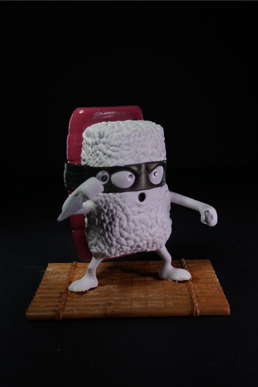 Japanischer Ninja-Sushi-Charakter Tunatello Desktop-Deko-Figur